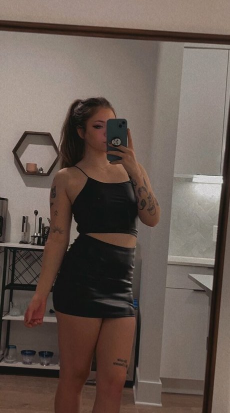 BaileyGoat model naked pics