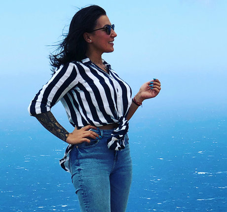 yourteacher01 pornstar high quality pic