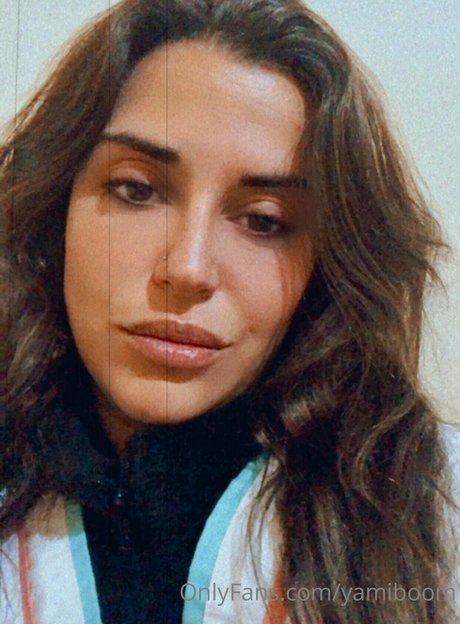 sweetarabgirl art model picture