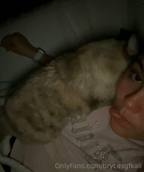 brycesgfkali model sex pic