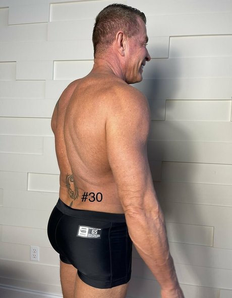 tylersaintfree pornstar adult photos