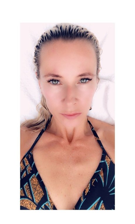 loveislove01 naked model archive