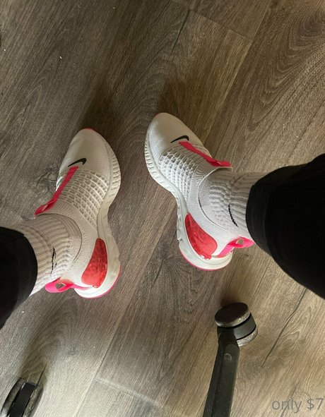 goddessvalentinaaa model naked img