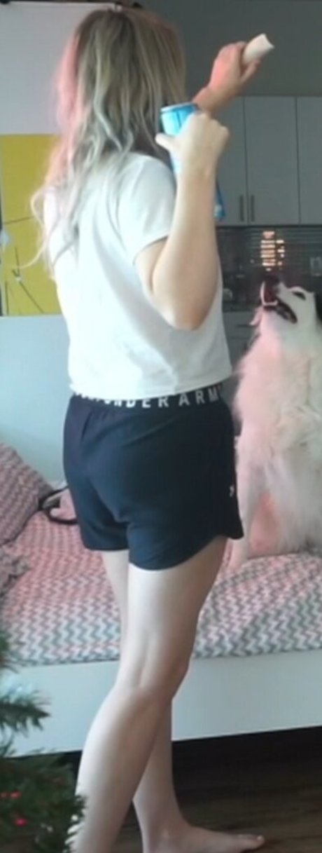 emilycc perfect model picture