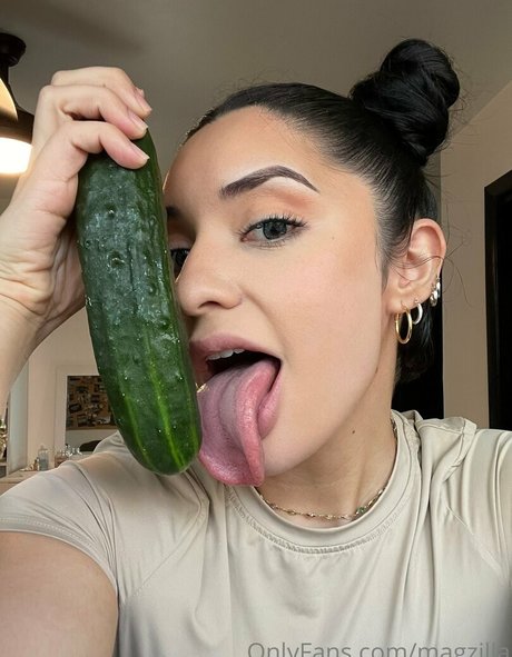 Magzilla Magzillac free star image