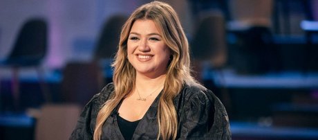 Kelly Clarkson pornographic actress photo