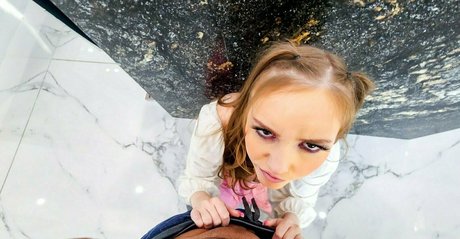 violetcox nudes star archive