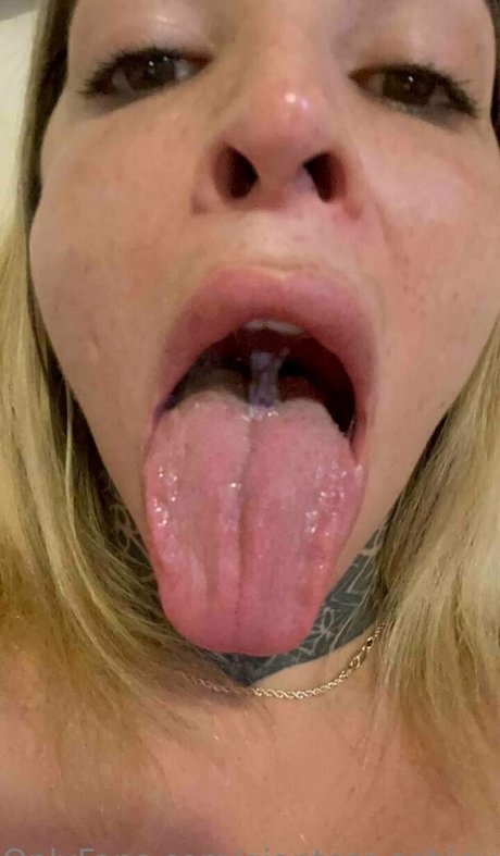 giantess ashley naked model images