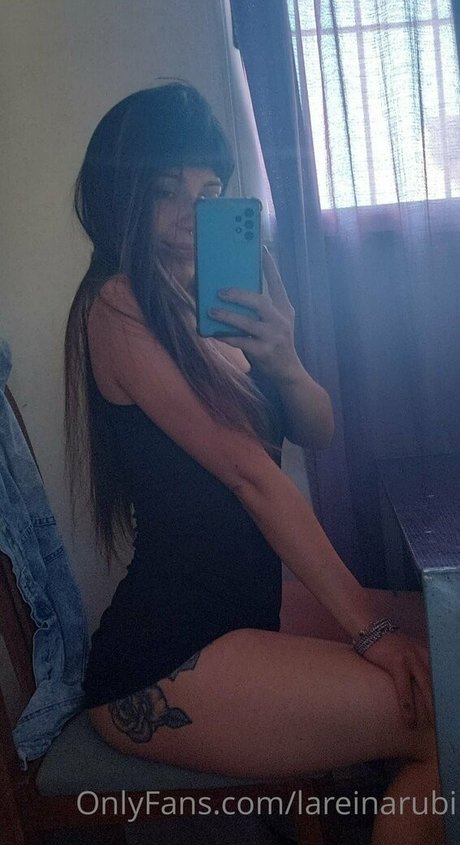 lareinarubi model sex pic