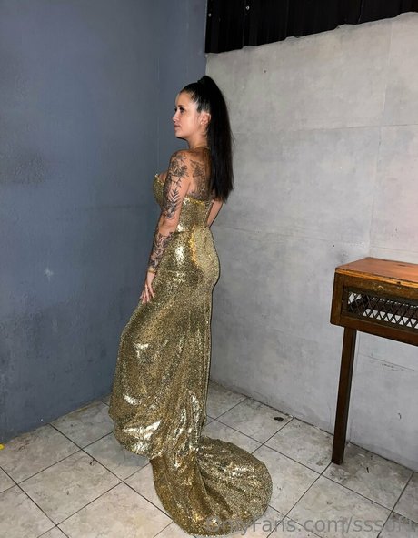 sssof1 porn model picture