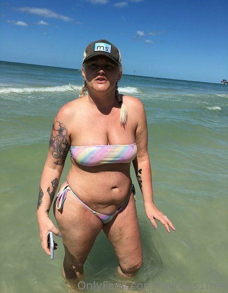 holliess1free best model photo