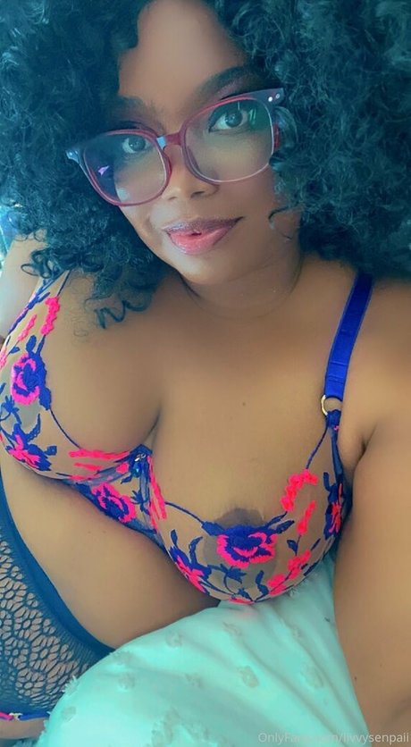 ohlivvynoir beautiful star image