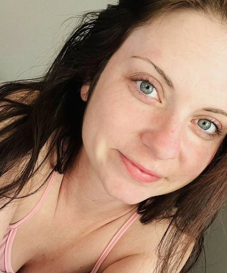 MudslinginTrainwreckVIP star perfect pics