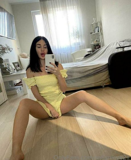 milanlove21 porn actress pic