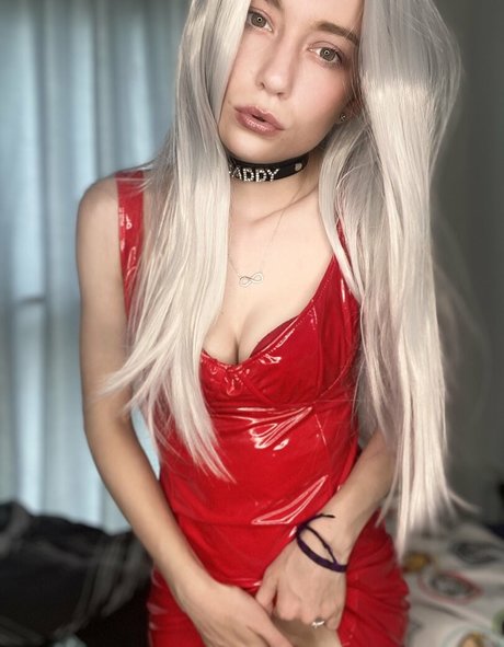 Keeley Hadley beautiful star pictures