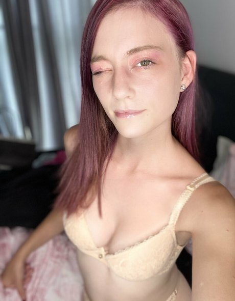 Keeley Hadley pornstar nude images