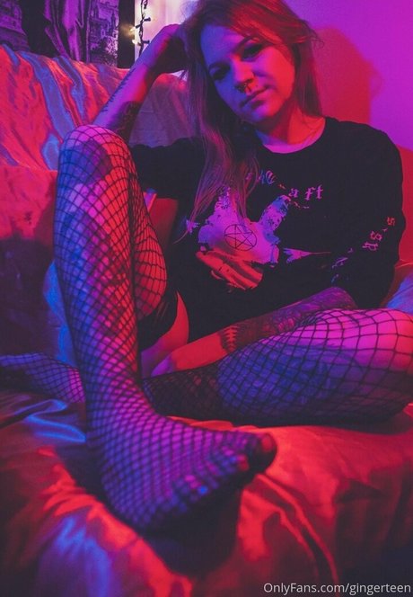 gingerteen pretty pornstar images