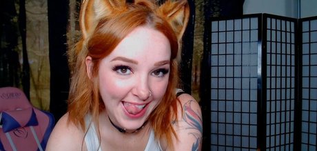 lilyevansfree star sex photos