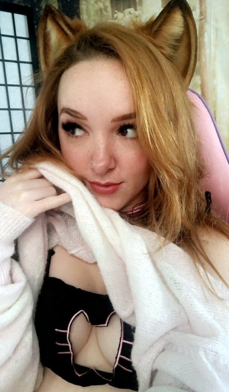 lilyevansfree xxx actress img