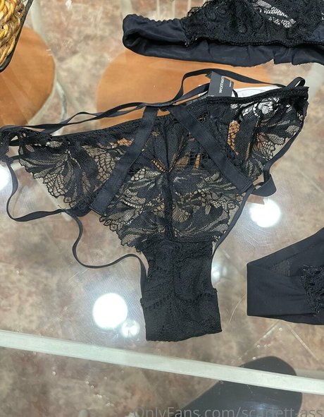 scarlett ass star hd photos