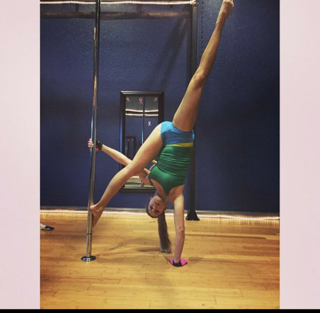 Kelly Young pornstar sexy gallery