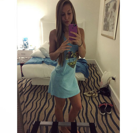 Kelly Young naked star gallery