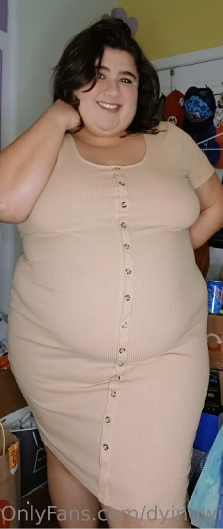 dyingwithanxiety nudes model images