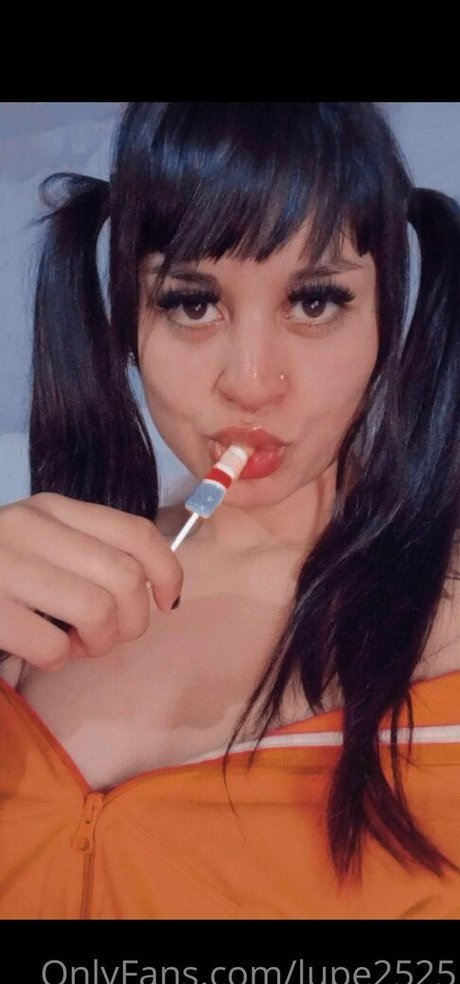 lupeonlyfree model pornographic img