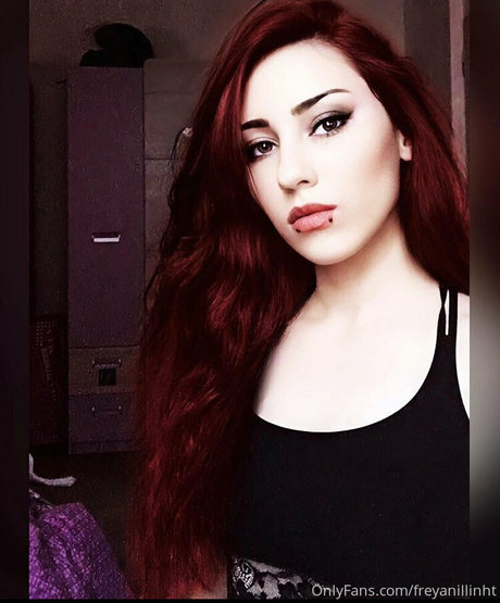 freyanillinht model erotic img
