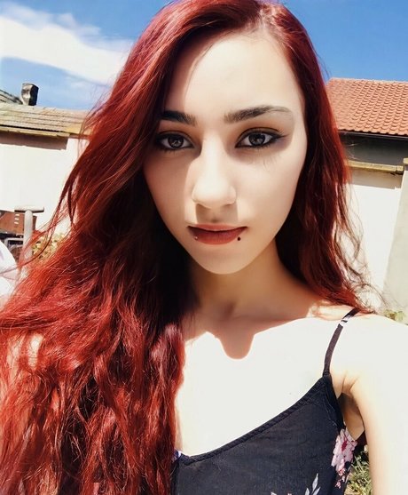 freyanillinht pornstar pretty gallery