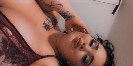 crybabymak erotic star img