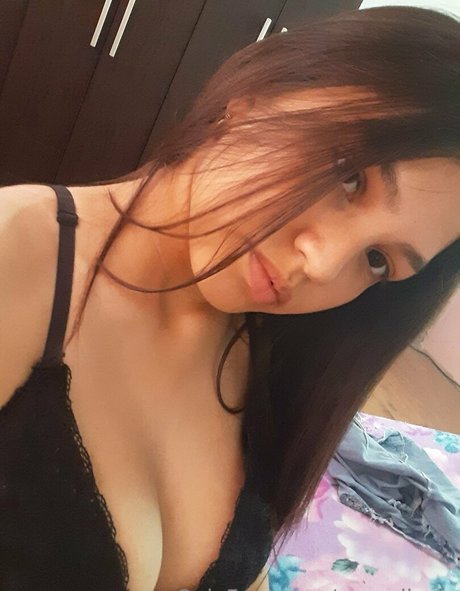 bunnyallesia nudes actress photo