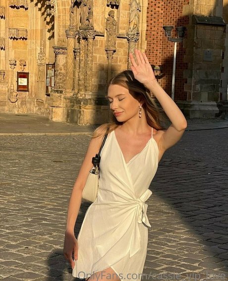 cassie vip love nude star gallery