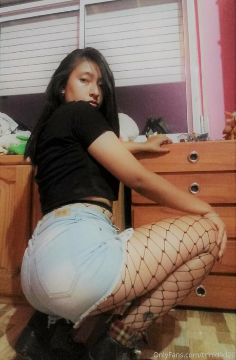 trinidad26 naked actress img