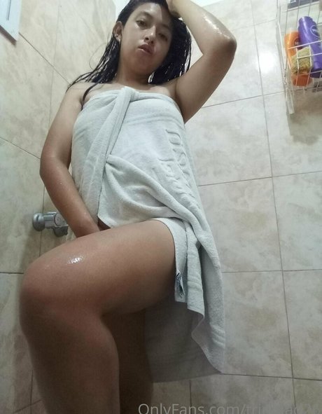 trinidad26 sexy star photo