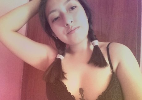 trinidad26 sexy model photo