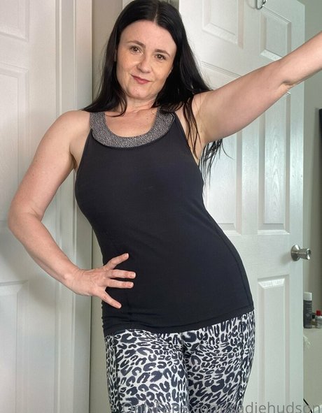 sadiehudson pretty actress galleries