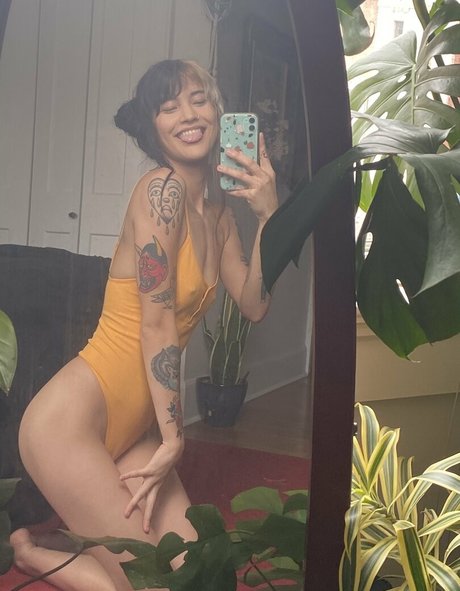 whoreticulture star adult photo