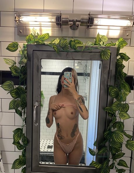 whoreticulture star hot pics