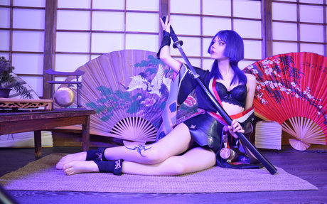 Flutterow model hot galleries