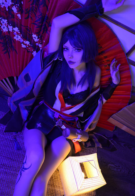 Flutterow hd model gallery