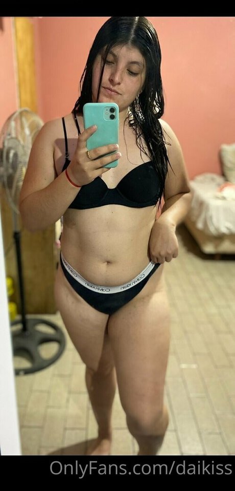 yourgirl naughty top pornstar pic