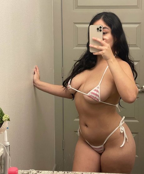 baebeexxx star erotic gallery