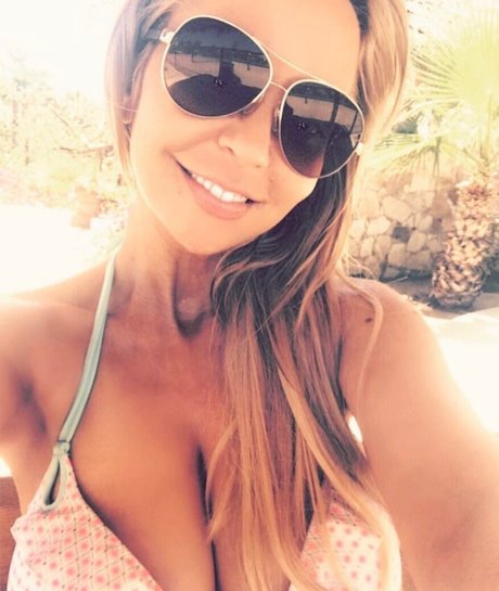 Tara Strong model best pictures