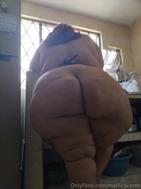 marlicaceres erotic star img