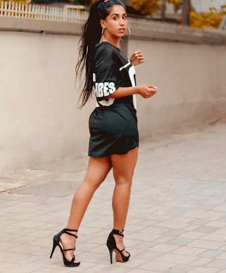 scarlettmrose star porn picture