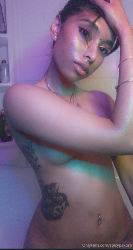 Spicypakora pornographic star archive