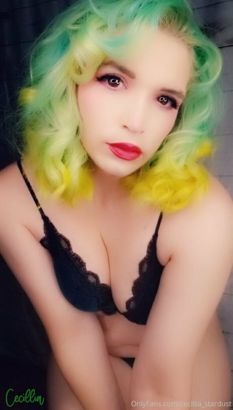 Cecillia Stardust model image