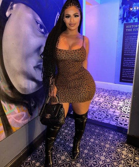 Princess A1naniee model high quality pic