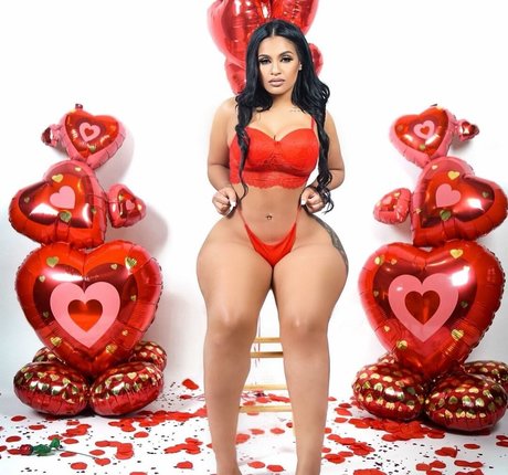 Princess A1naniee naked pornstar photo